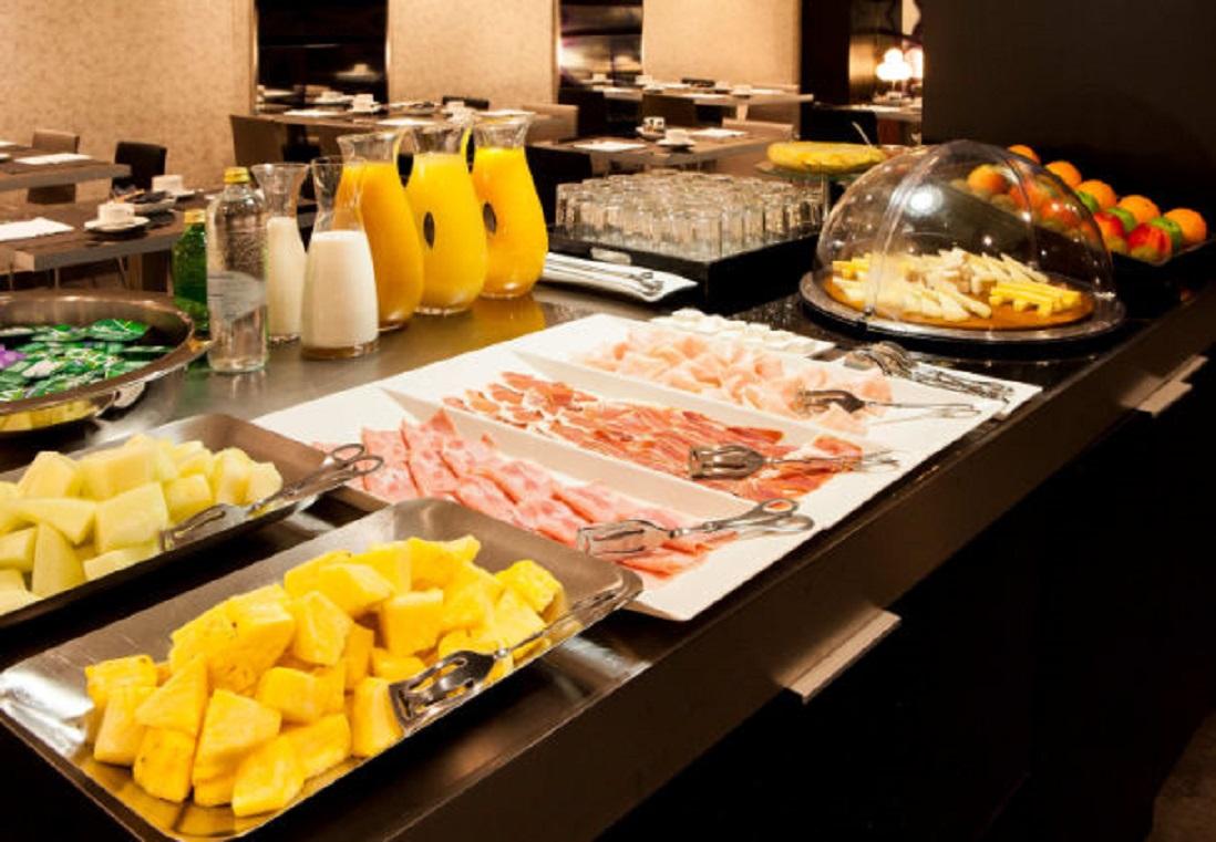 Ac Hotel Burgos By Marriott Exteriör bild